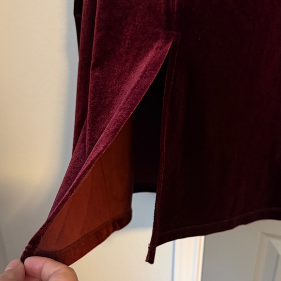 Vintage Lord & Taylor Velvet Pencil Skirt in Rich Burgundy - Picture 6 of 6